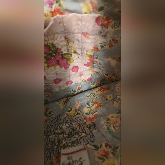 Magnolia Pearl Crossbody Buttefly Bag - Picture 5 of 5